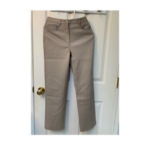 Aritzia Melina Pant size 4